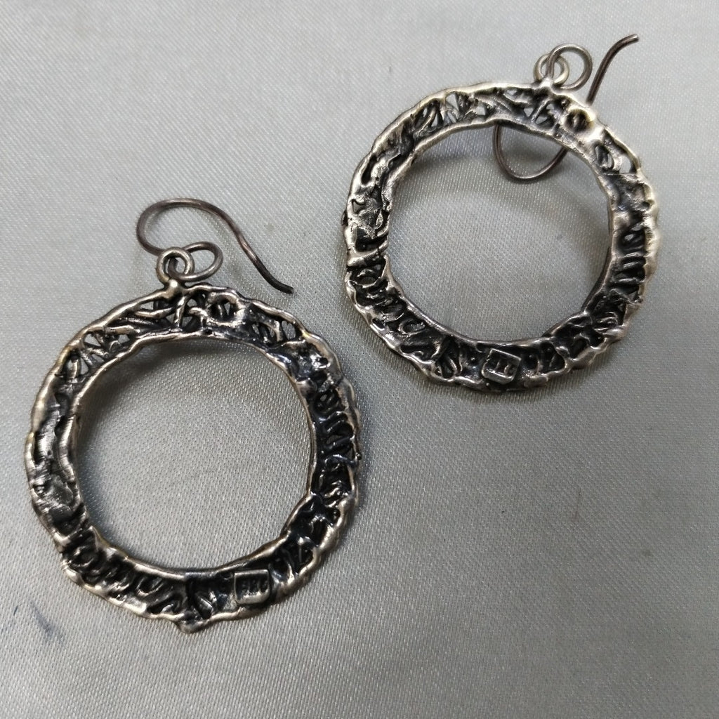 ARETES PAR PLATA 9,20 GRMS (SEMINUEVO)