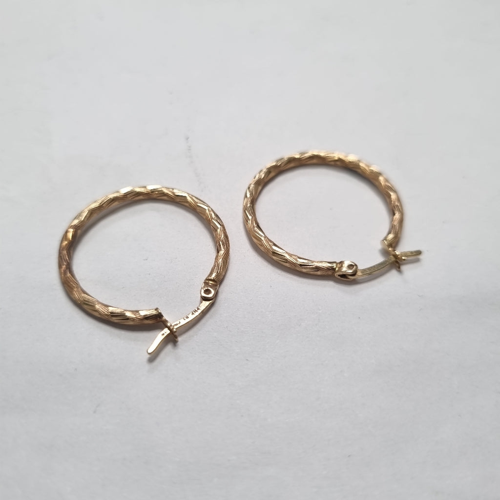ARRACADAS PAR ORO 14 K 2.4 GRMS (SEMINUEVO)