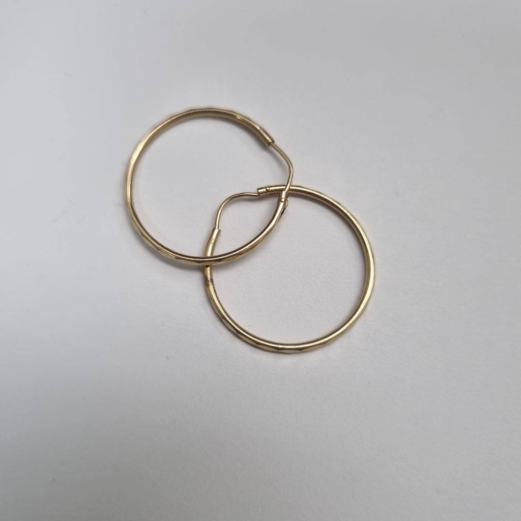 ARRACADAS PAR ORO 14 K 1.6 GRMS (SEMINUEVO)