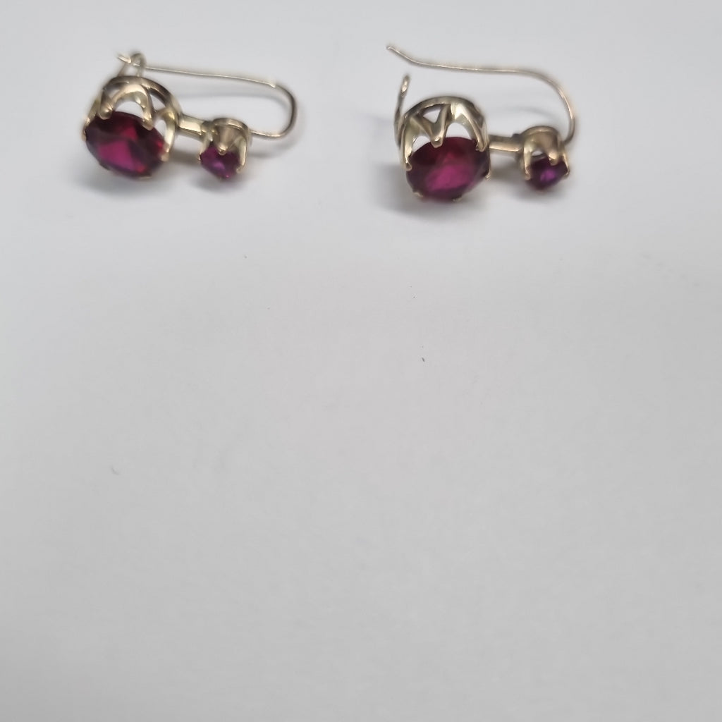 ARETES PAR ORO 10 K 3.6 GRMS (SEMINUEVO)