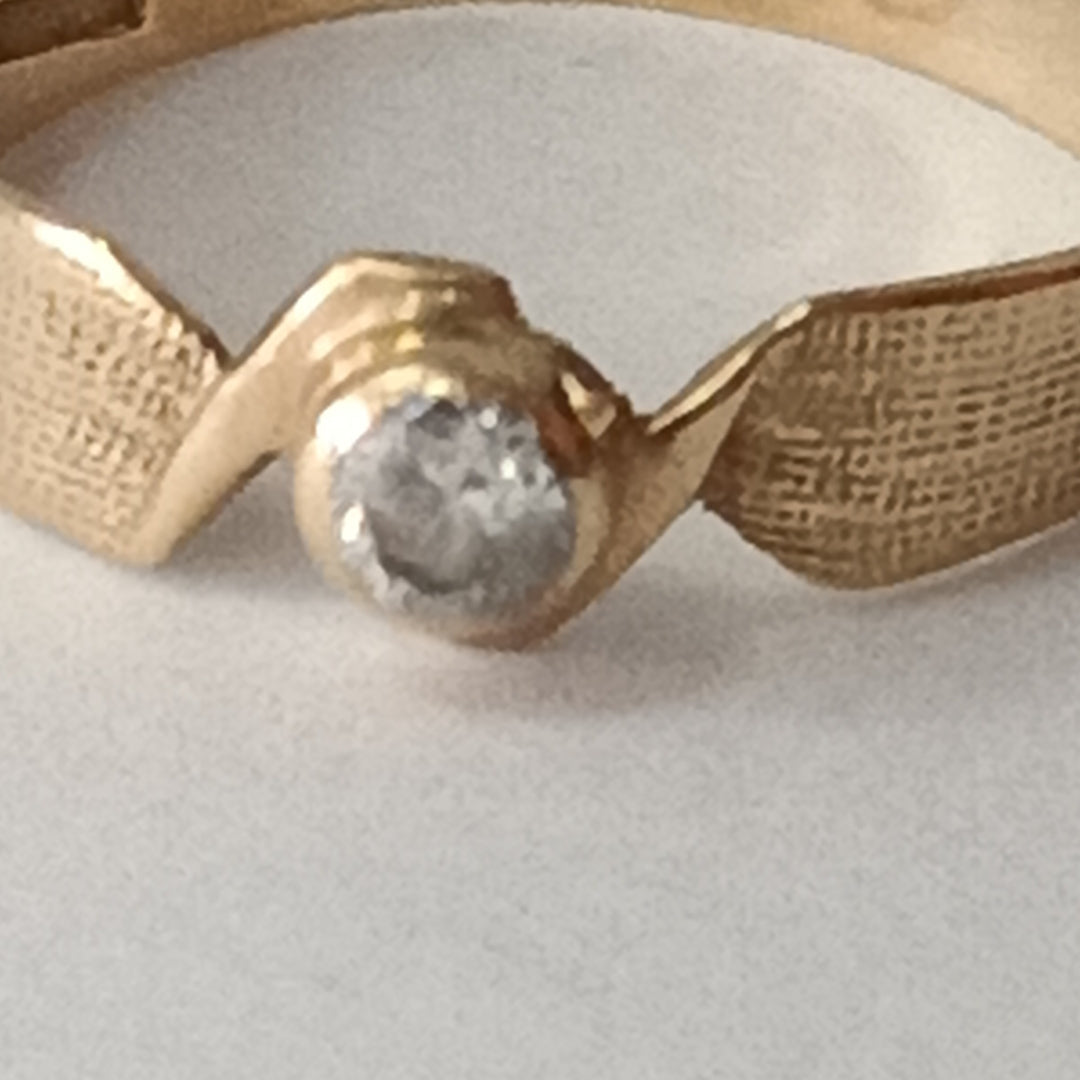 ANILLITO ORO 14 K 1.5 GRMS (SEMINUEVO)