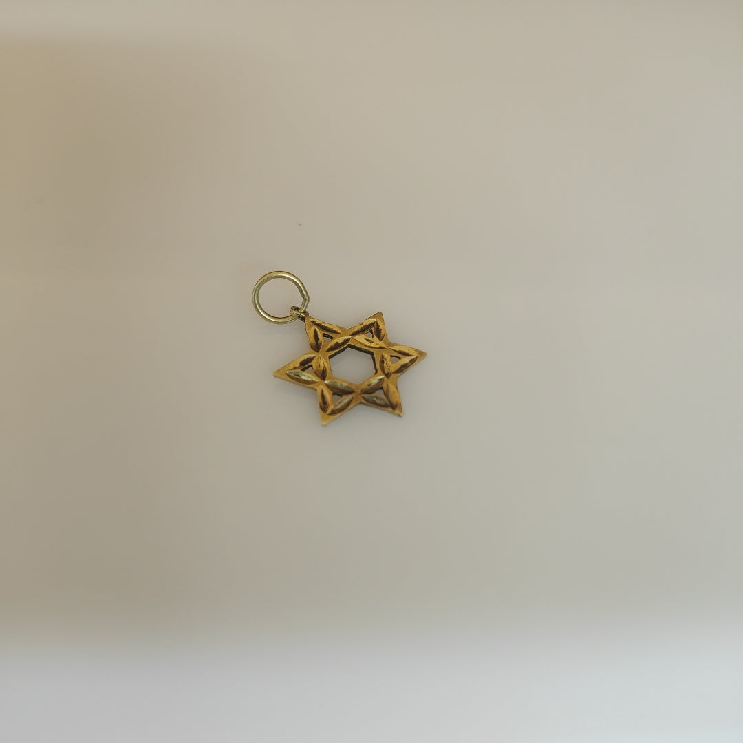 DIJE ORO 14 K 1 GRMS (SEMINUEVO)