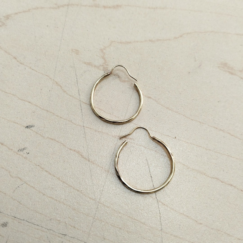 ARRACADAS PAR ORO 14 K 1 GRMS (SEMINUEVO)