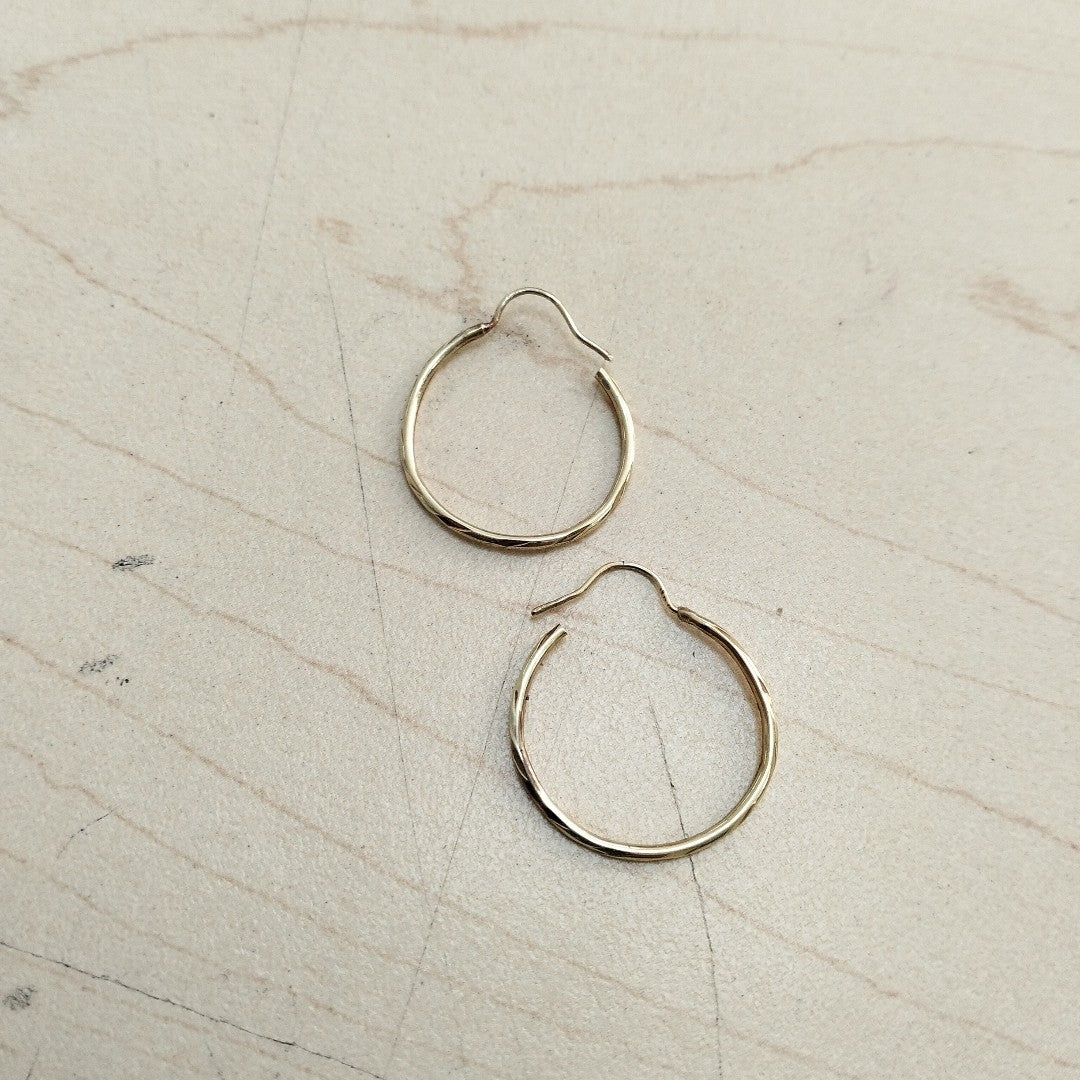 ARRACADAS PAR ORO 14 K 1 GRMS (SEMINUEVO)