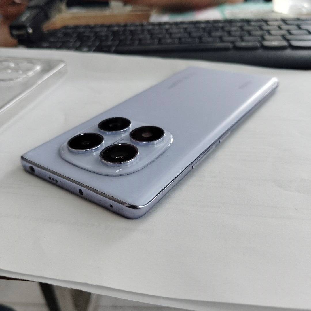 CELULAR XIAOMI REDMI NOTE 14 PRO 24116RACCG (2024) 256 GB 8 GB RAM (SEMINUEVO)
