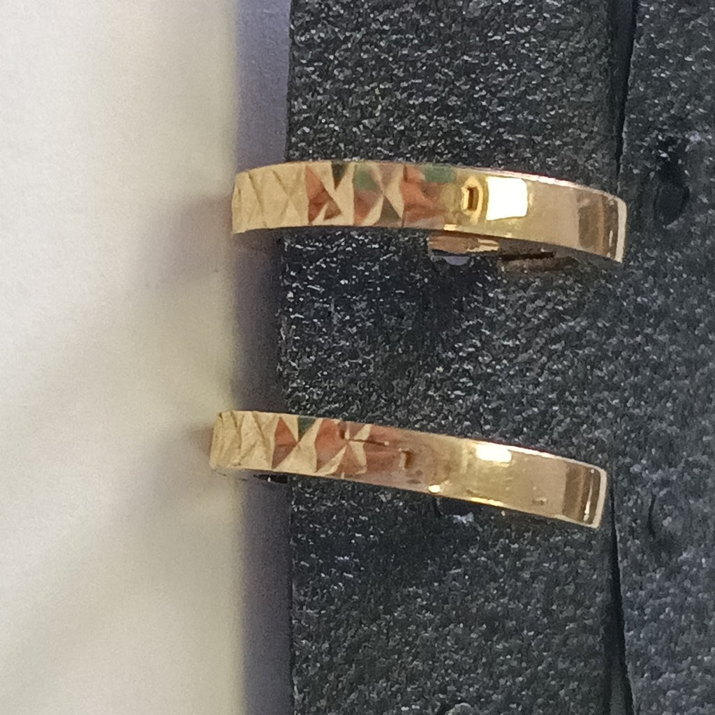 ARRACADAS PAR ORO 10 K 1.4 GRMS (SEMINUEVO)