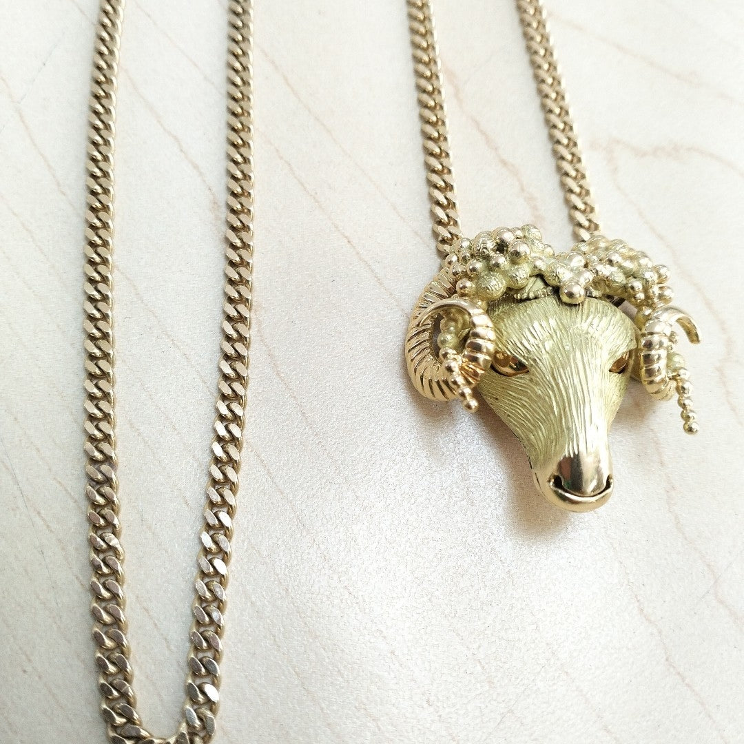 CADENA, DIJE ORO 18 K 75.6 GRMS (SEMINUEVO)