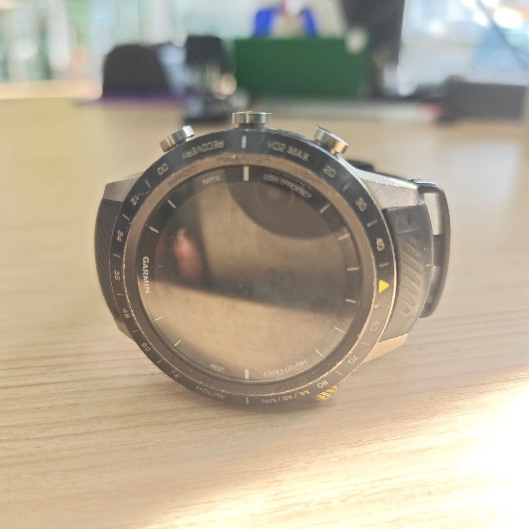 SMARTWATCH GARMIN MARQ ATHLETE GEN 1 46 MM GPS (SEMINUEVO)