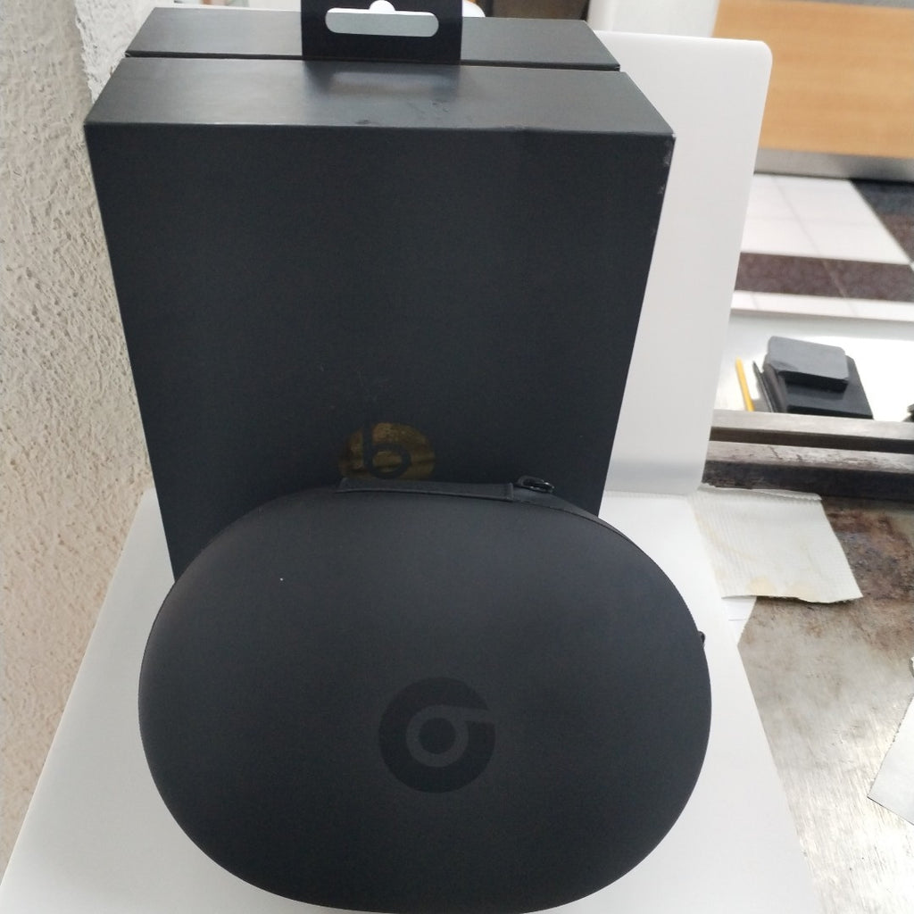 AUDIFONOS BEATS STUDIO 3 INALAMBRICO ON EAR (SEMINUEVO)