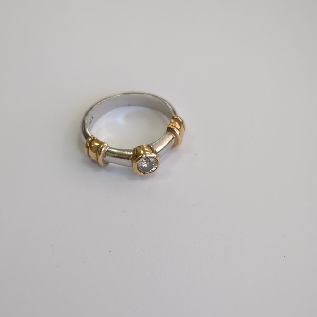 ANILLITO ORO BLANCO 10 K 4,20 GRMS (SEMINUEVO)