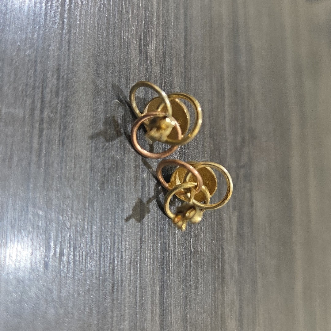 ARETES PAR ORO 10 K 2.8 GRMS (SEMINUEVO)