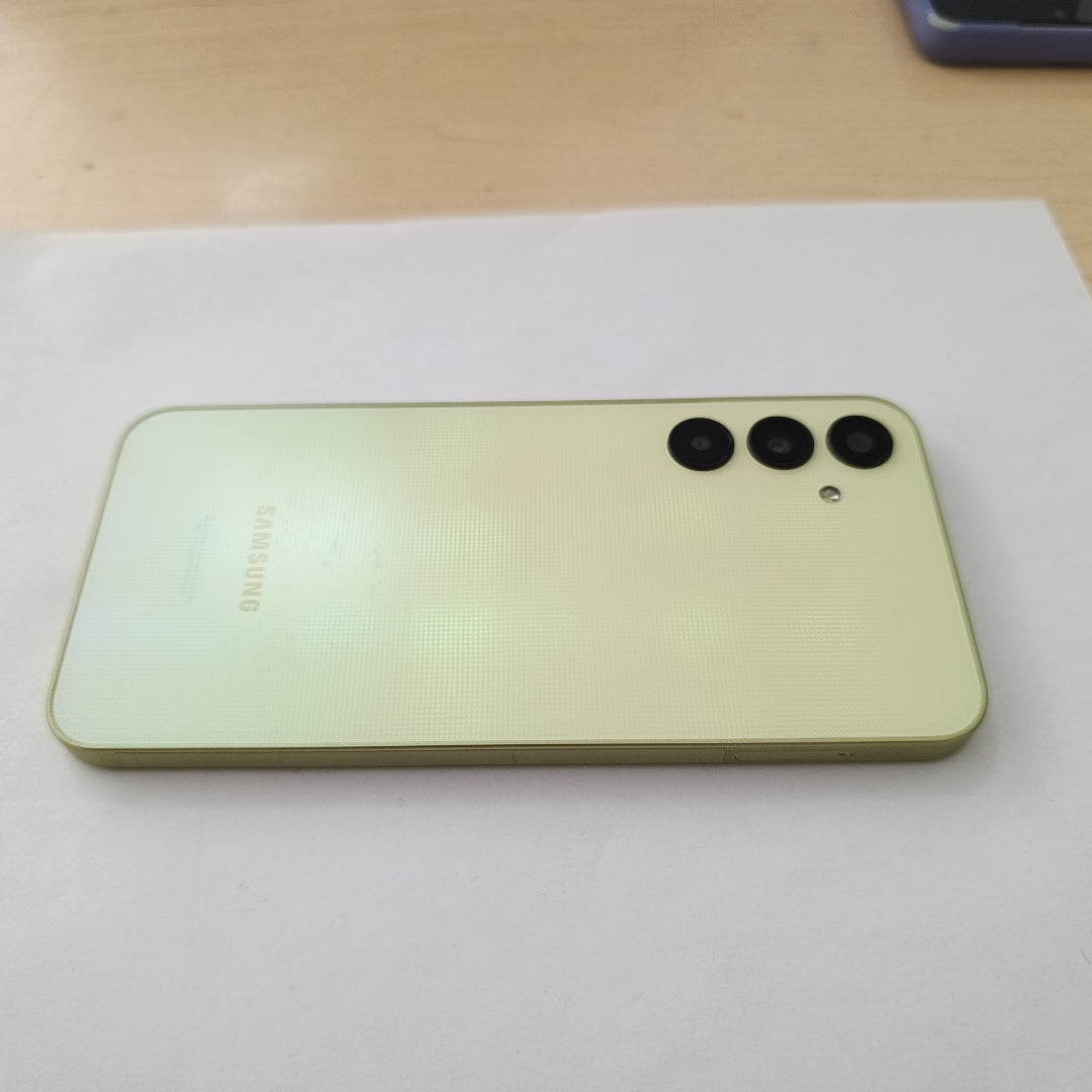 CELULAR SAMSUNG GALAXY A25 5G SM-A256E/N (2023) 128 GB 6 GB RAM (SEMINUEVO)
