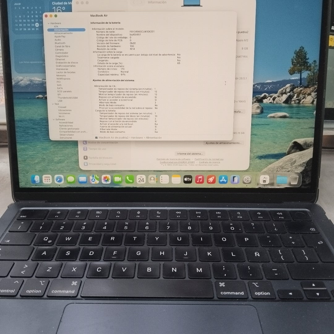 LAPTOP APPLE MACBOOK AIR 13" 2022 3.49 A2681 (8 CPU/8 GPU) 256 GB SSD 8 GB RAM (SEMINUEVO)