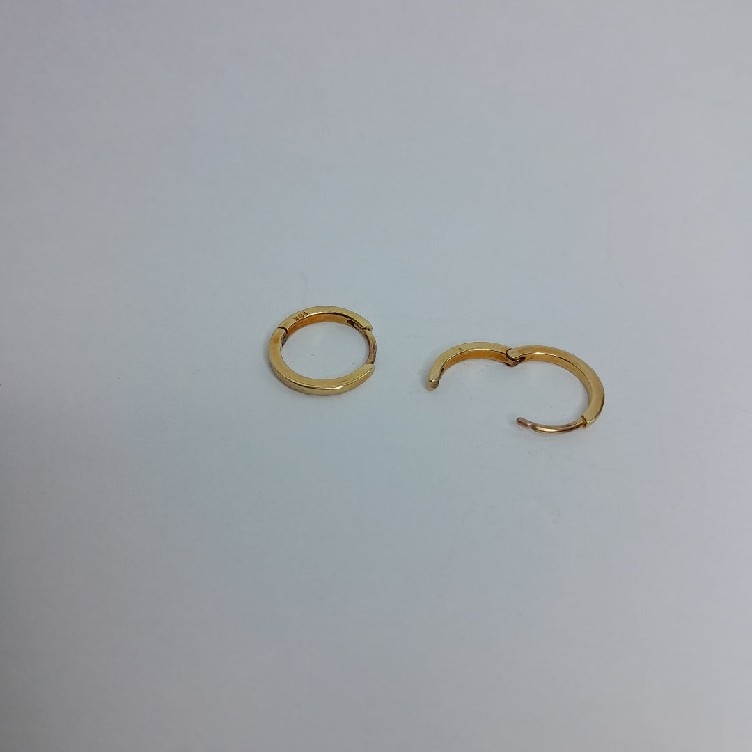 ARRACADAS PAR ORO 10 K 1.1 GRMS (SEMINUEVO)