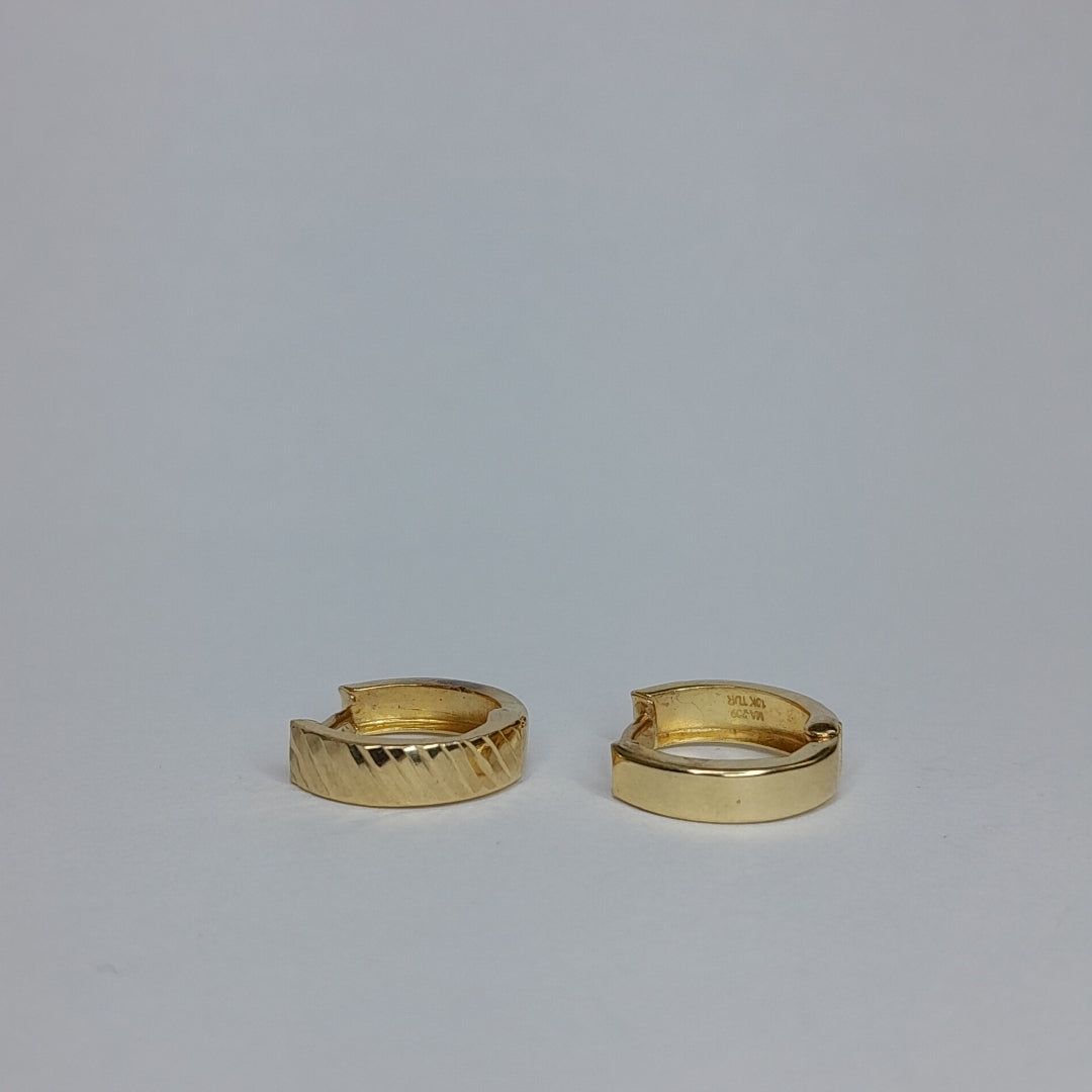 ARRACADAS PAR ORO 10 K 1 GRMS (SEMINUEVO)