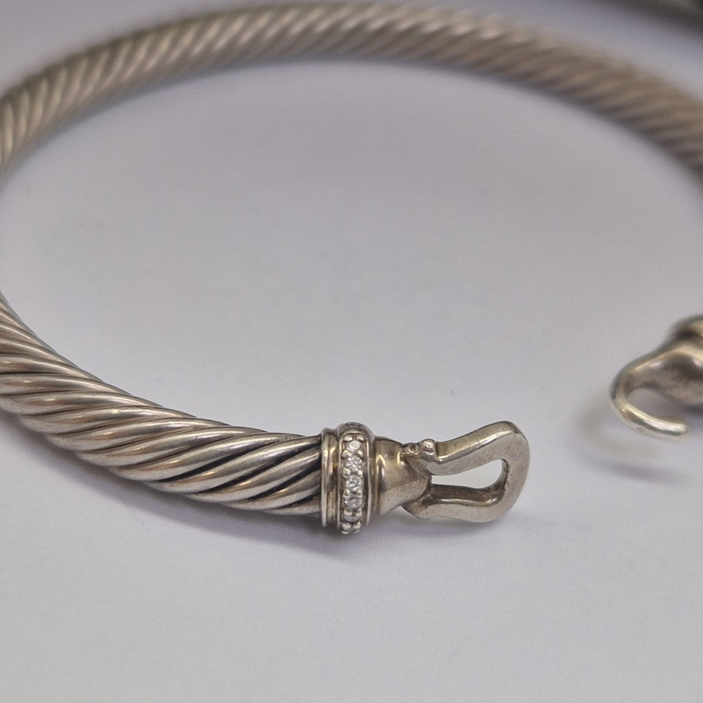 PULSERA RIGIDA PLATA 29.8 GRMS (SEMINUEVO)