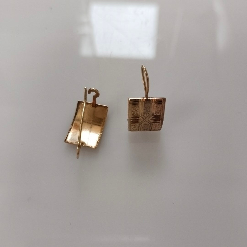 ARETES PAR ORO,RODIADO 10 K 1,70 GRMS (SEMINUEVO)