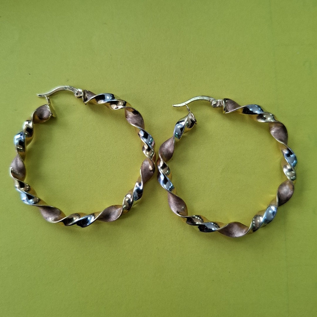 ARETES PAR ORO 10 K 3.2 GRMS (SEMINUEVO)