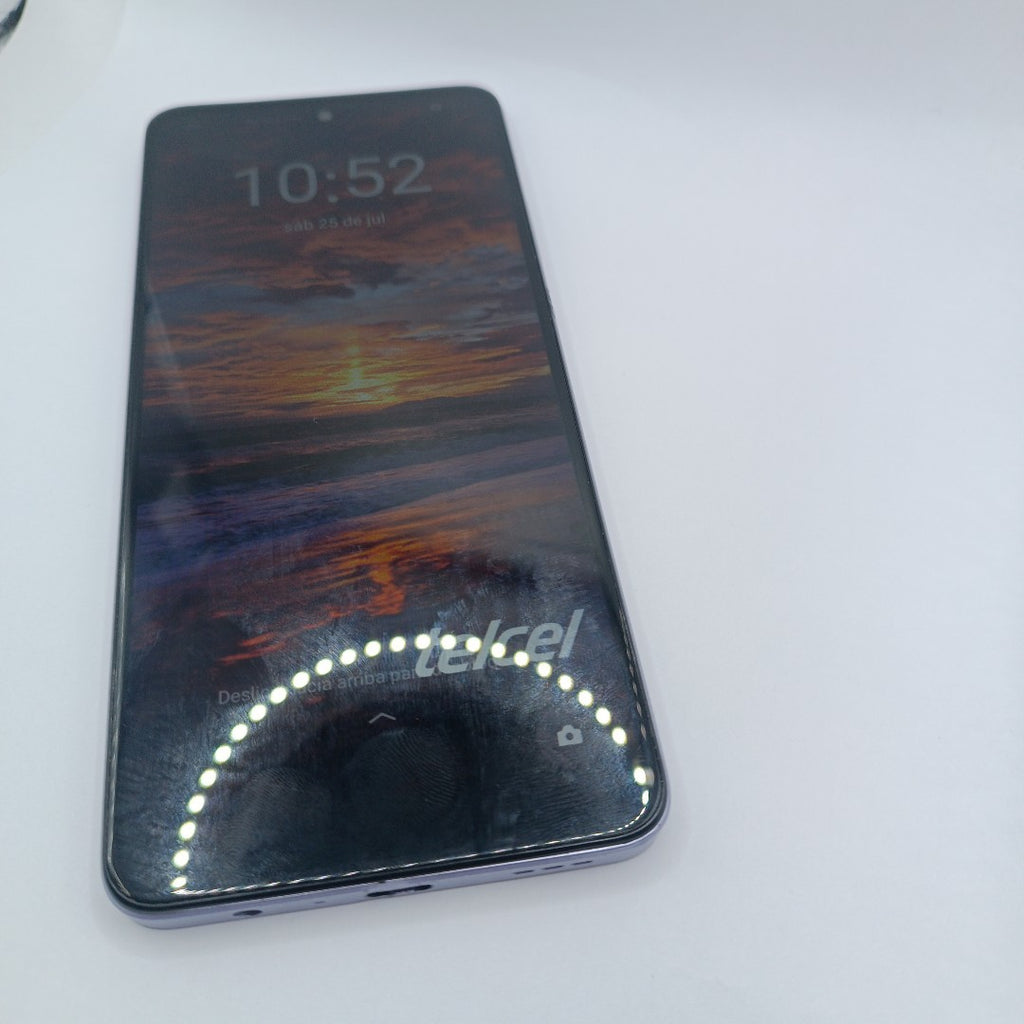 CELULAR OPPO A40 CPH2669 (2024) 256 GB 4 GB RAM (SEMINUEVO)