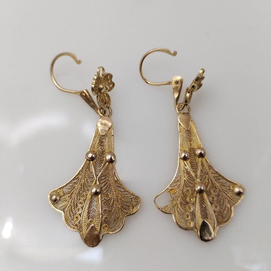 ARETES PAR ORO 8 K 9 GRMS (SEMINUEVO)