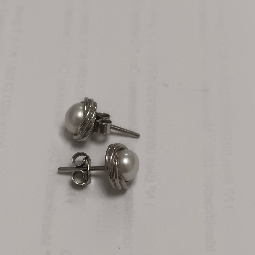 ARETES PAR ORO 14 K 2.5 GRMS (SEMINUEVO)