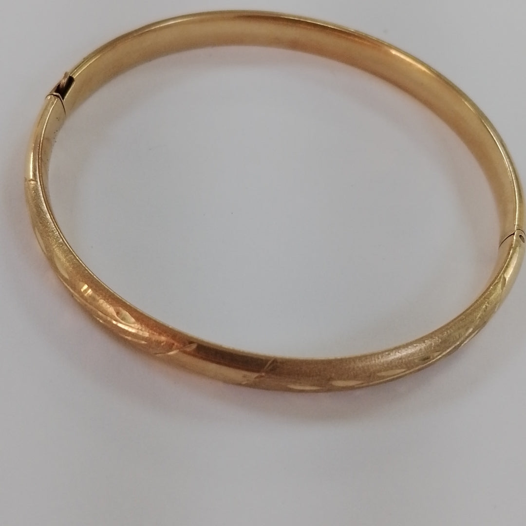 PULSERA RIGIDA ORO 10 K 7.2 GRMS (SEMINUEVO)