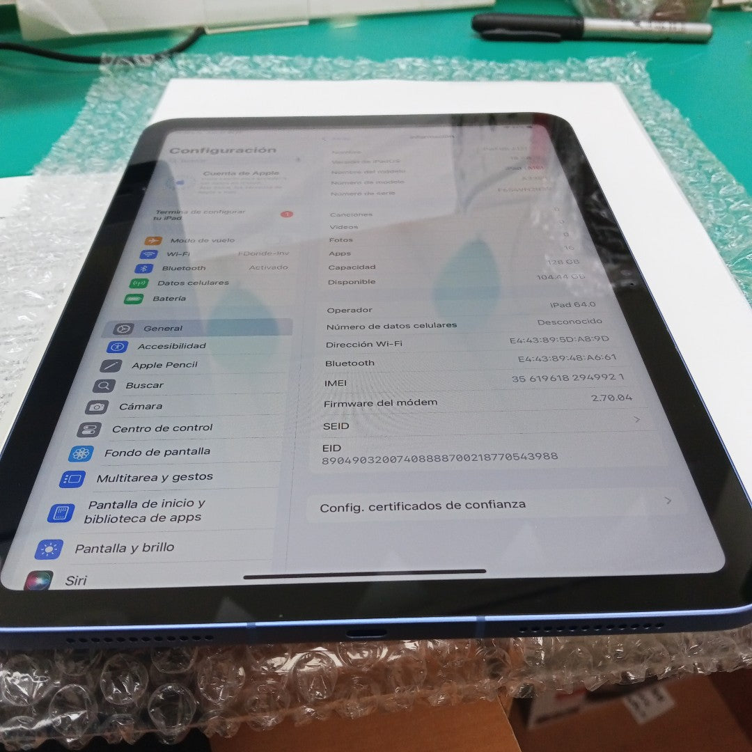 TABLETA APPLE IPAD A16 A3355 (2025) 128 GB 6 GB RAM (SEMINUEVO)