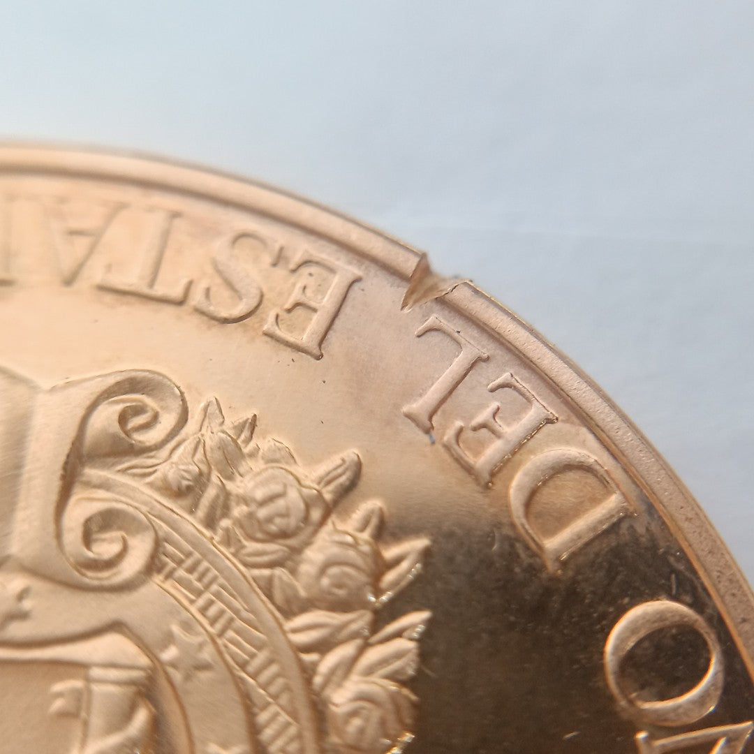 MEDALLA CONMEMORATIVA ORO 18 K 41.9 GRMS (SEMINUEVO)