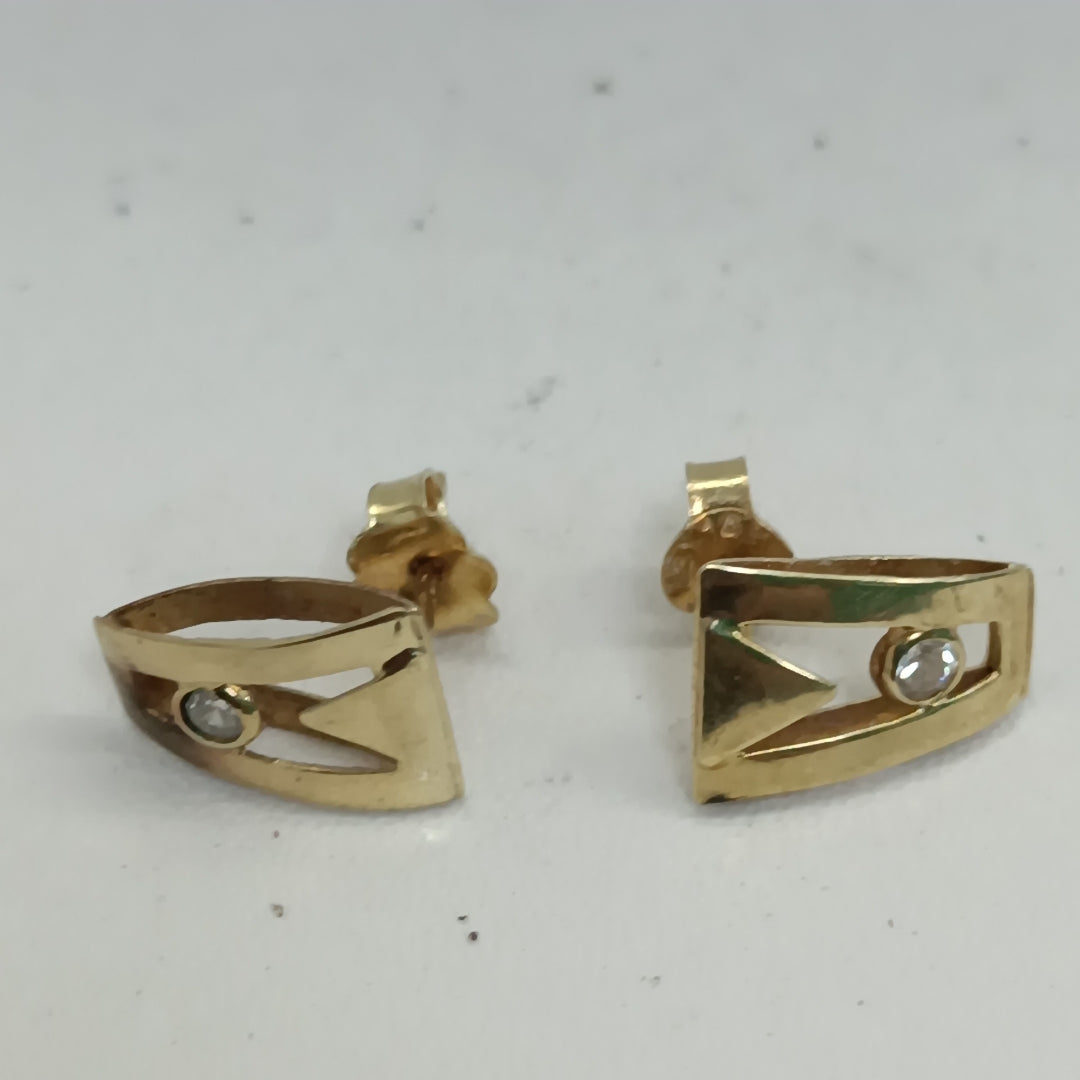 ARETES PAR ORO 10 K 1.2 GRMS (SEMINUEVO)