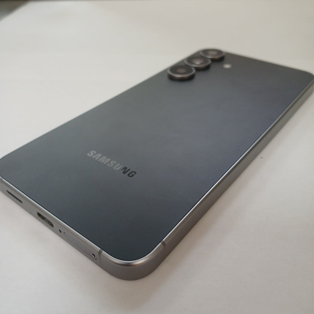CELULAR SAMSUNG GALAXY S25 FE SM-S731B (2025) 256 GB 8 GB RAM (SEMINUEVO)