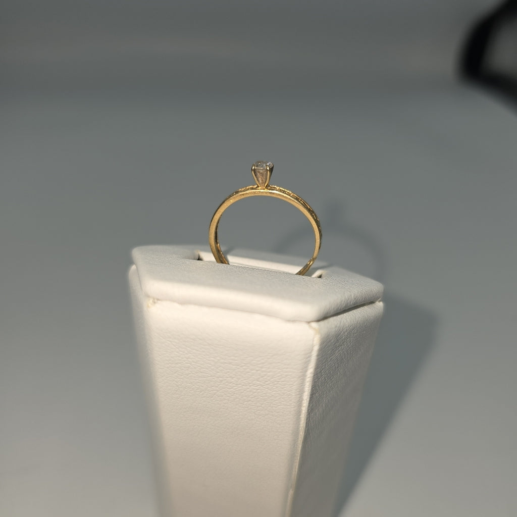SOLITARIO ORO 14 K 1.4 GRMS (SEMINUEVO)