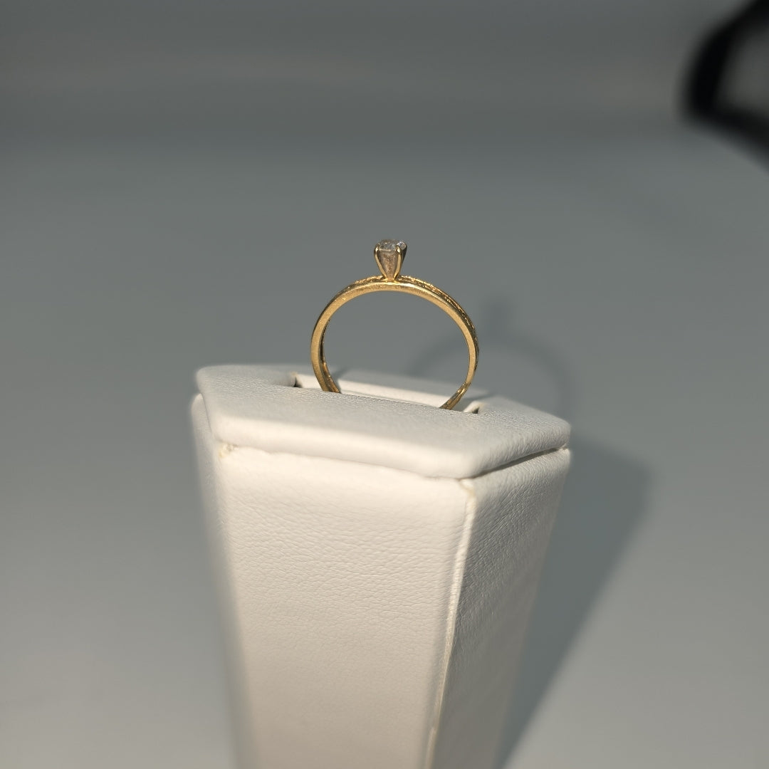 SOLITARIO ORO 14 K 1.4 GRMS (SEMINUEVO)
