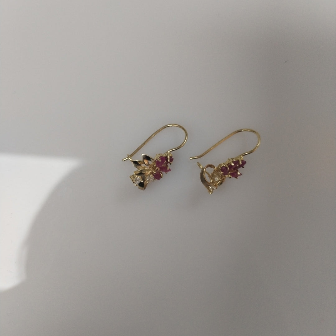 ARETES PAR ORO 14 K 2.5 GRMS (SEMINUEVO)