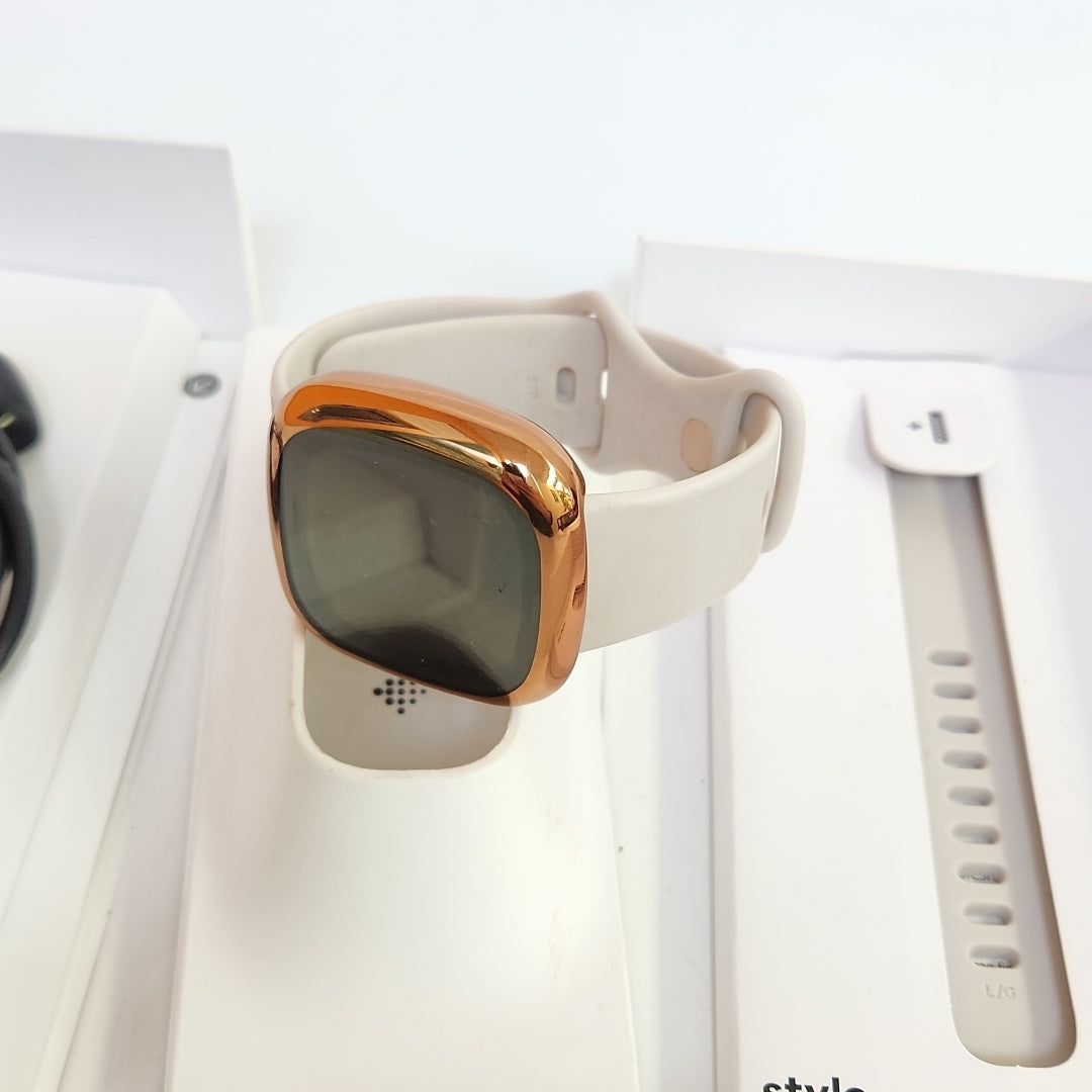 SMARTWATCH FITBIT SENSE FB512 40 MM GPS (SEMINUEVO)