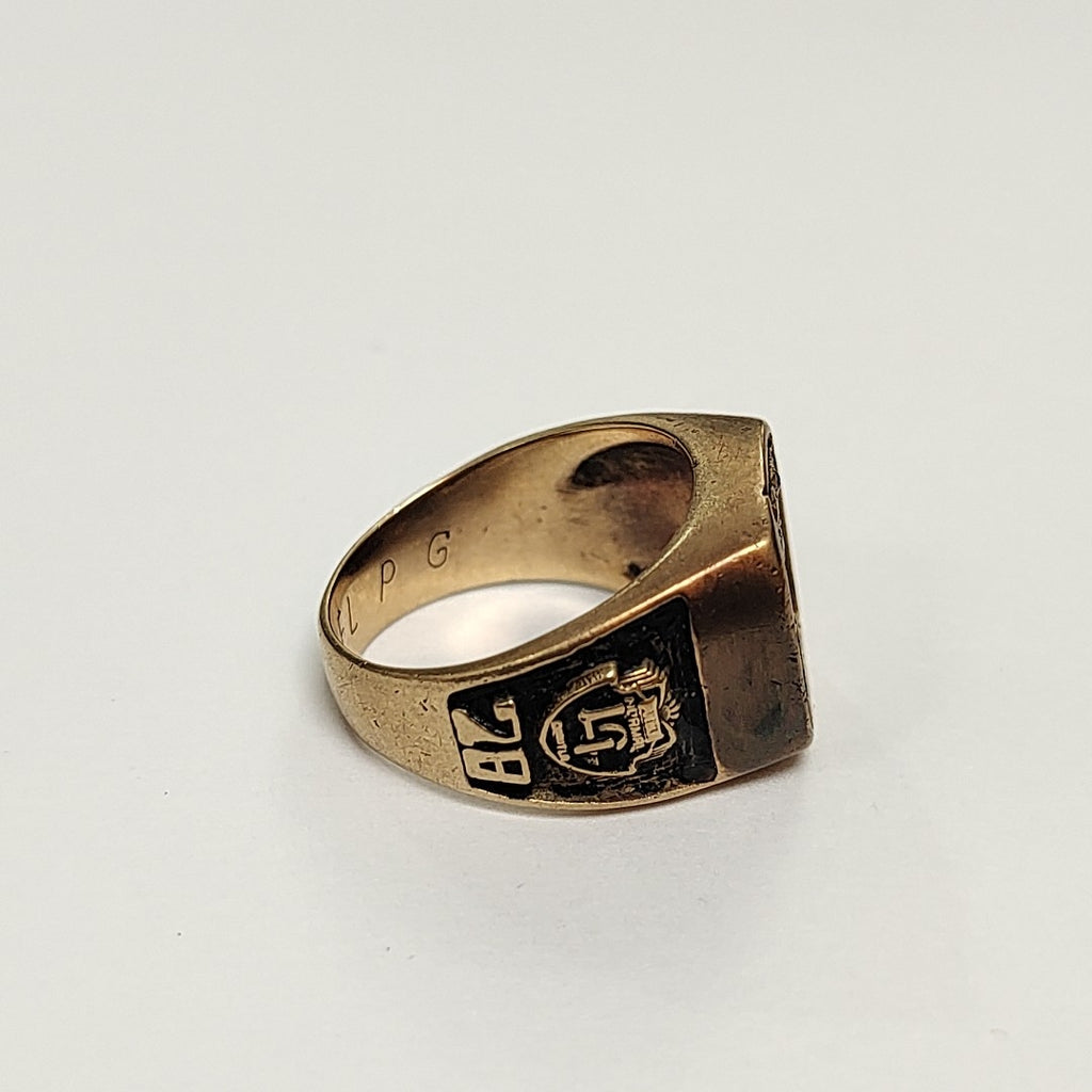 ANILLO DE GRADUACIÓN ORO 8 K 9.8 GRMS (SEMINUEVO)