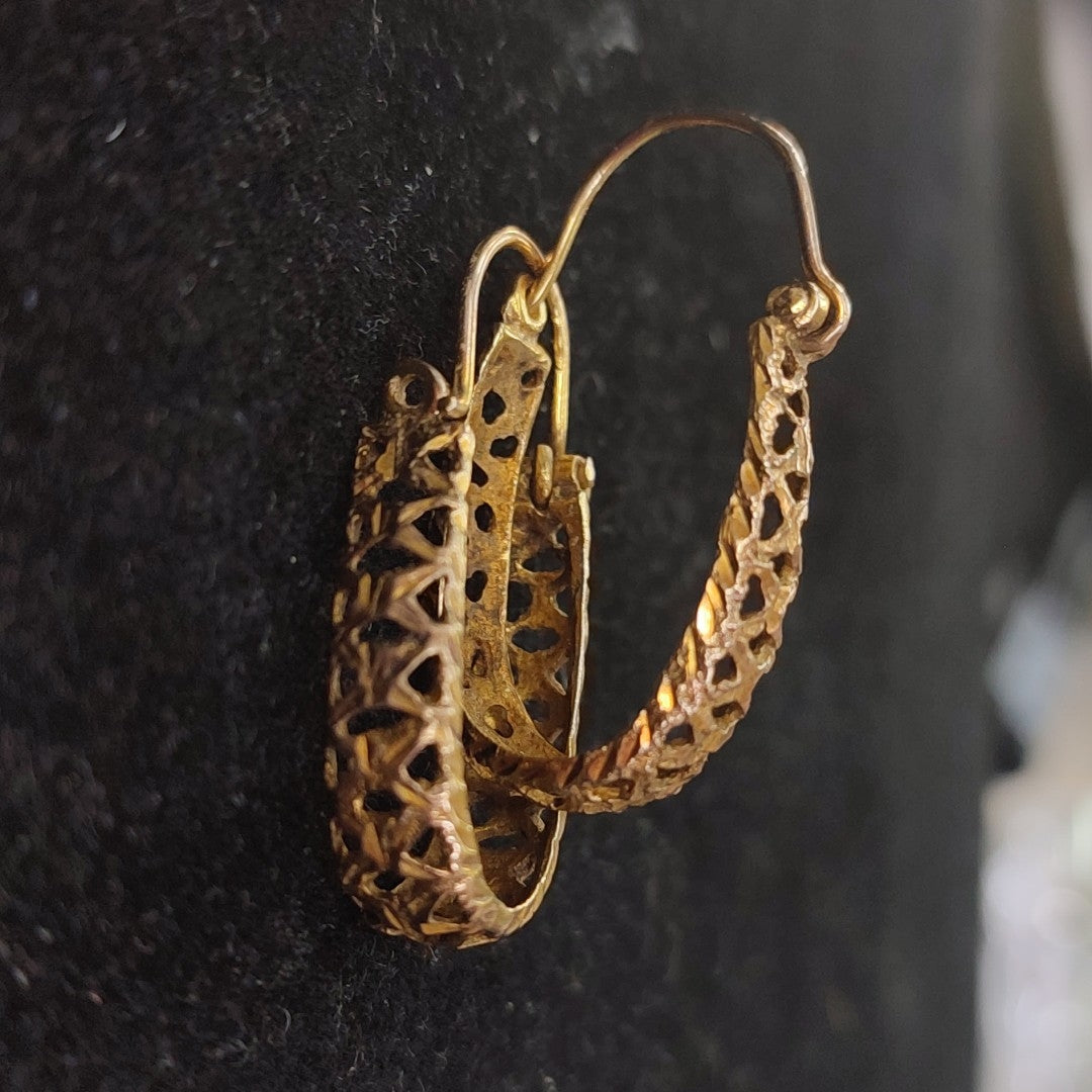 ARRACADAS PAR ORO 10 K 3,00 GRMS (SEMINUEVO)