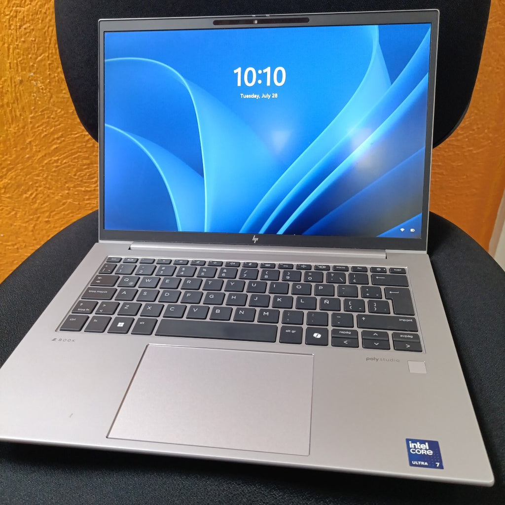 LAPTOP HP ZBOOK FIREFLY 14 G11 (2024) 512 GB SSD 16 GB RAM (SEMINUEVO)