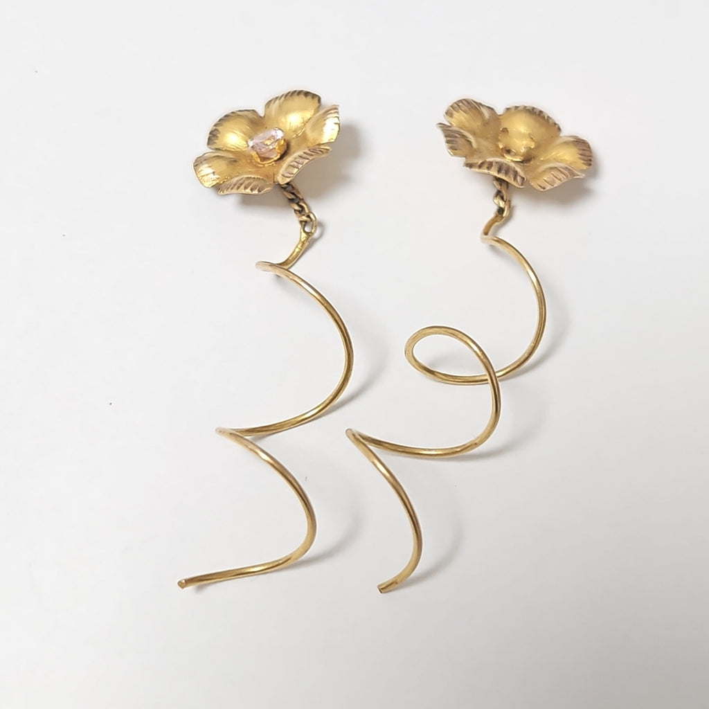 ARETES PAR ORO 8 K 3,00 GRMS (SEMINUEVO)