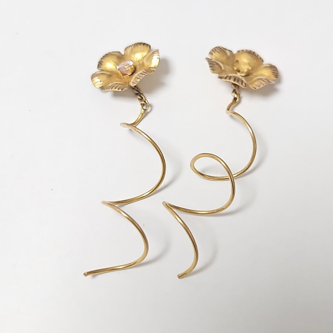 ARETES PAR ORO 8 K 3,00 GRMS (SEMINUEVO)
