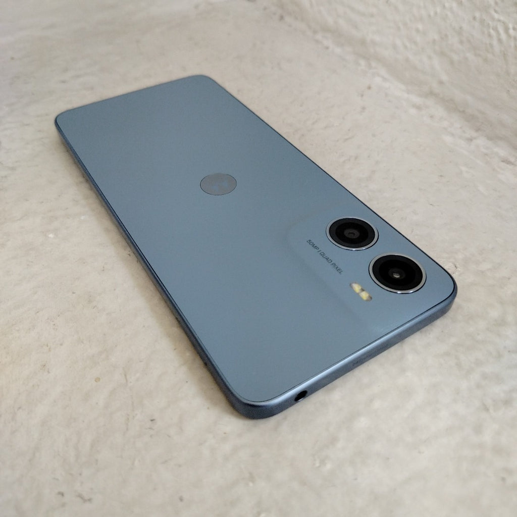 CELULAR MOTOROLA MOTO G05 XT2523-2 (2025) 64 GB 4 GB RAM (SEMINUEVO)