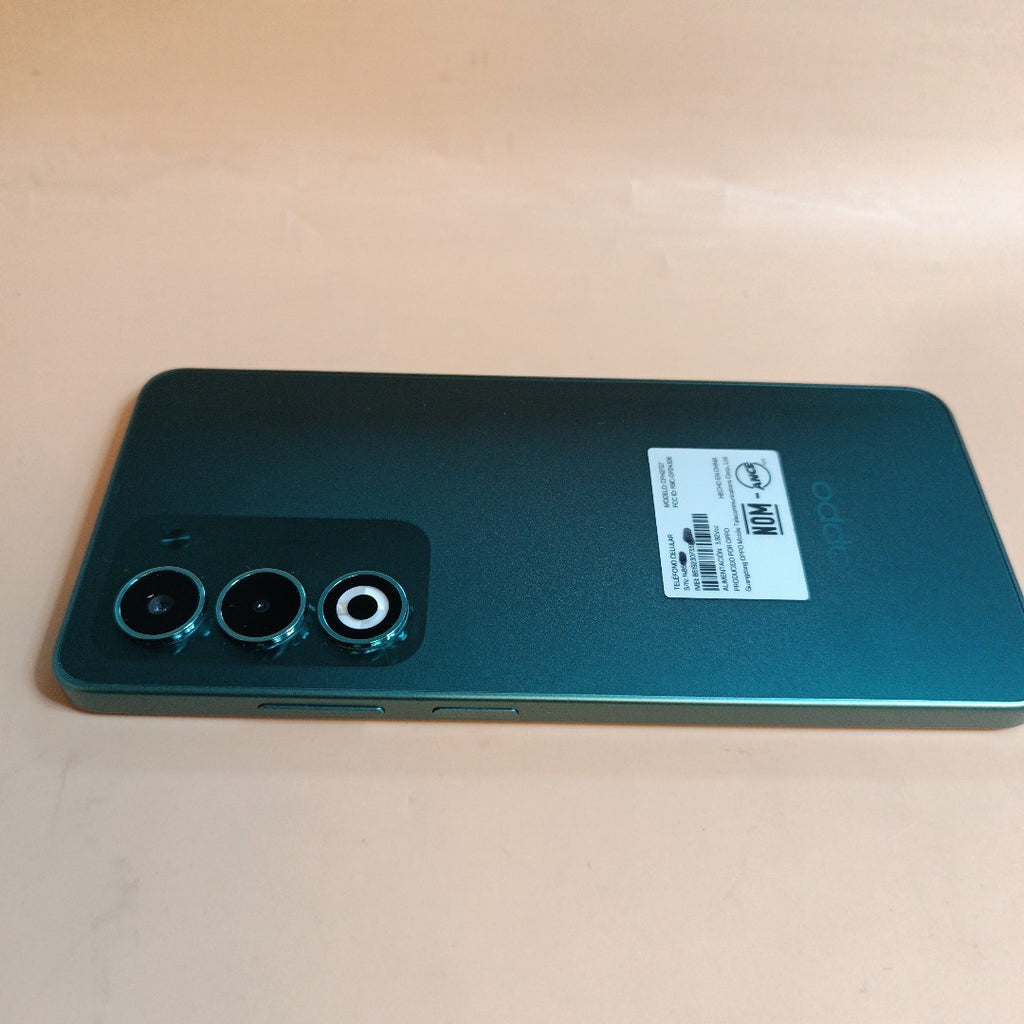 CELULAR OPPO A5 CPH2727 (2025) 256 GB 4 GB RAM (SEMINUEVO)