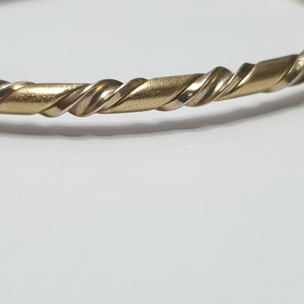PULSERA RIGIDA ORO 14 K 7,80 GRMS (SEMINUEVO)