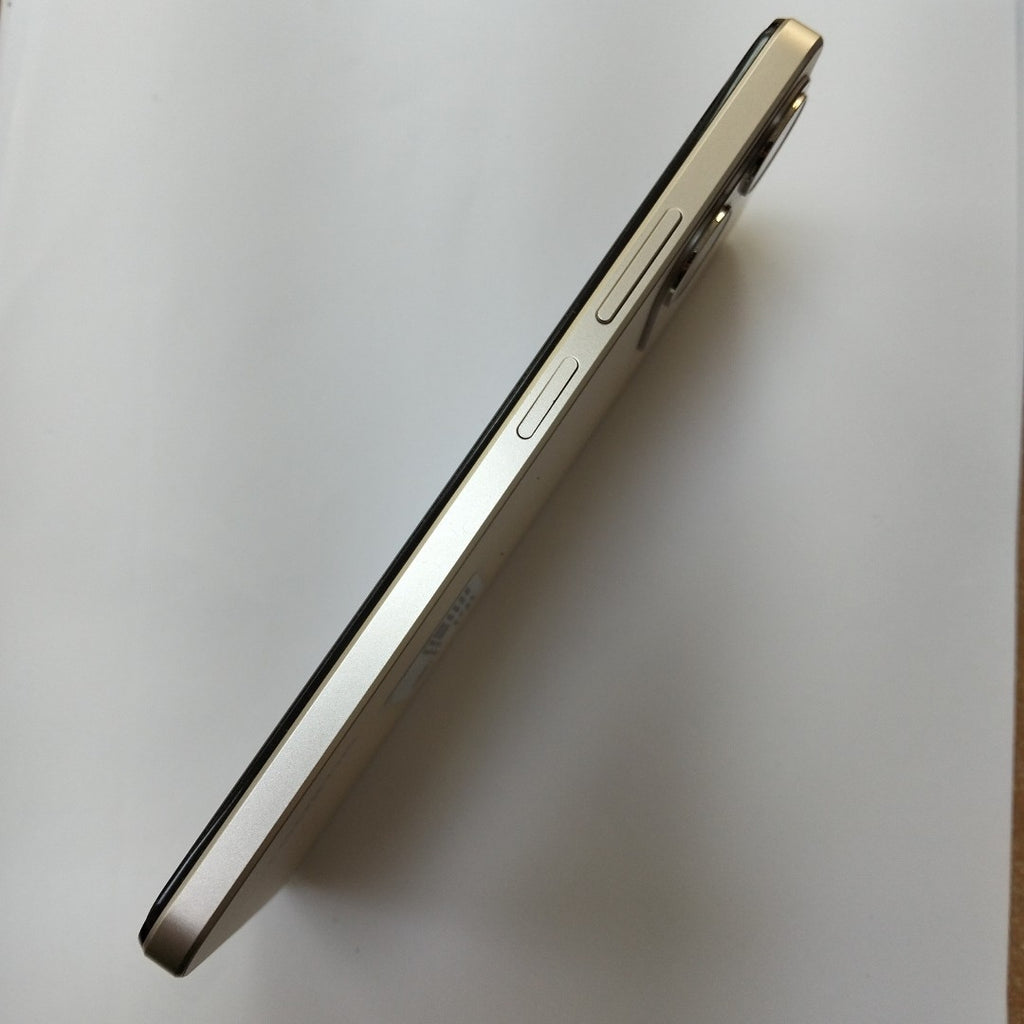 CELULAR REALME NOTE 70 RMX5313 (2025) 128 GB 4 GB RAM (SEMINUEVO)