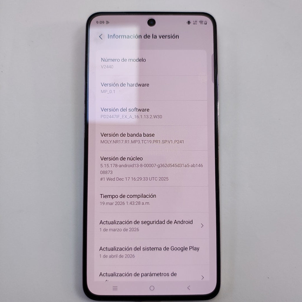 CELULAR VIVO V50 LITE 5G V2440 (2025) 256 GB 12 GB RAM (SEMINUEVO)