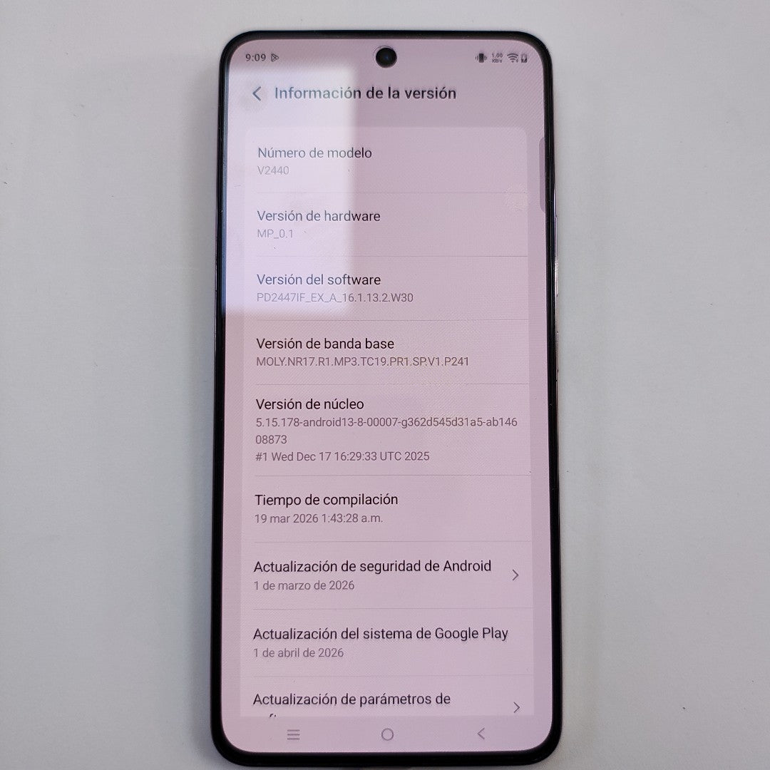 CELULAR VIVO V50 LITE 5G V2440 (2025) 256 GB 12 GB RAM (SEMINUEVO)