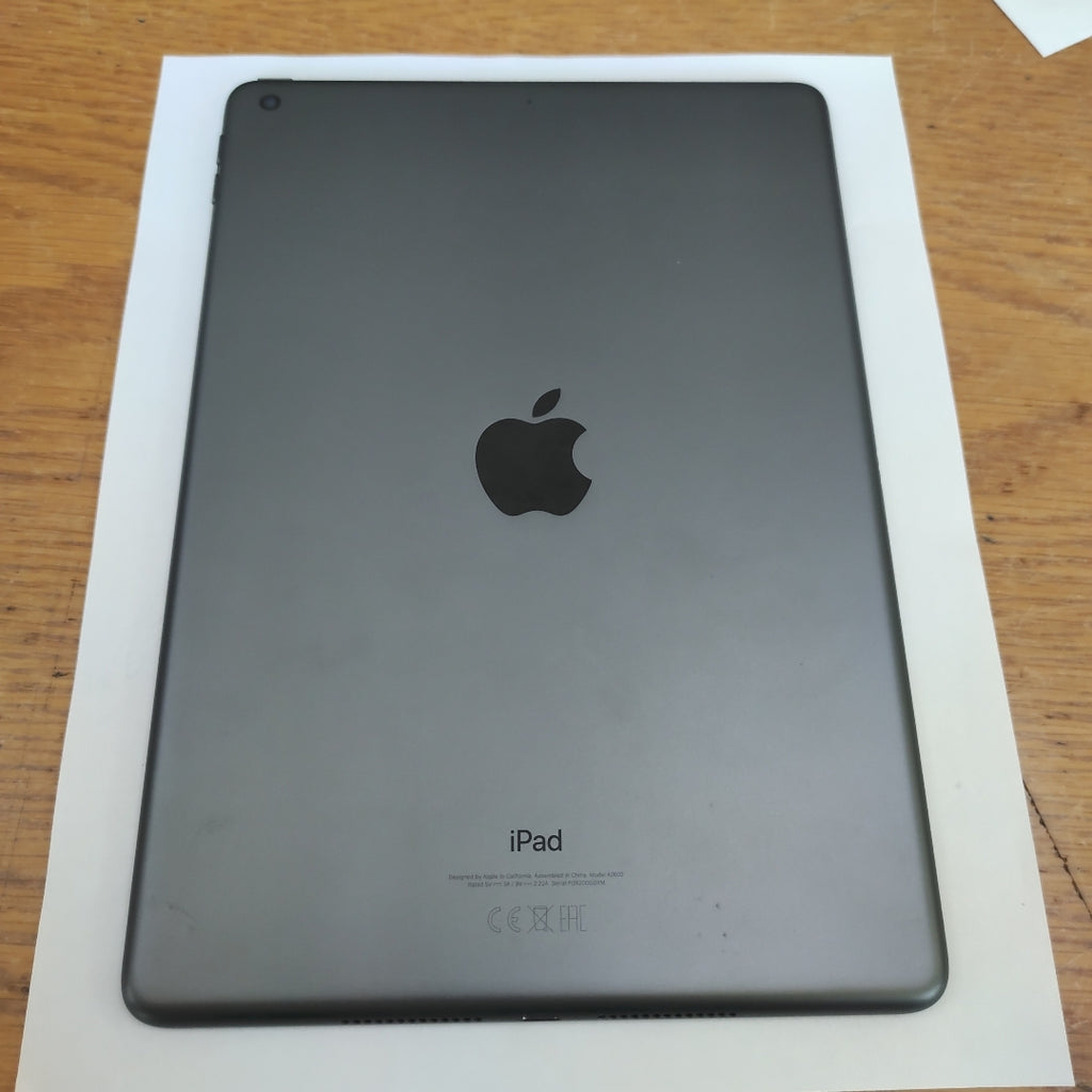 TABLETA APPLE IPAD 9 A2602 256 GB 3 GB RAM (SEMINUEVO)