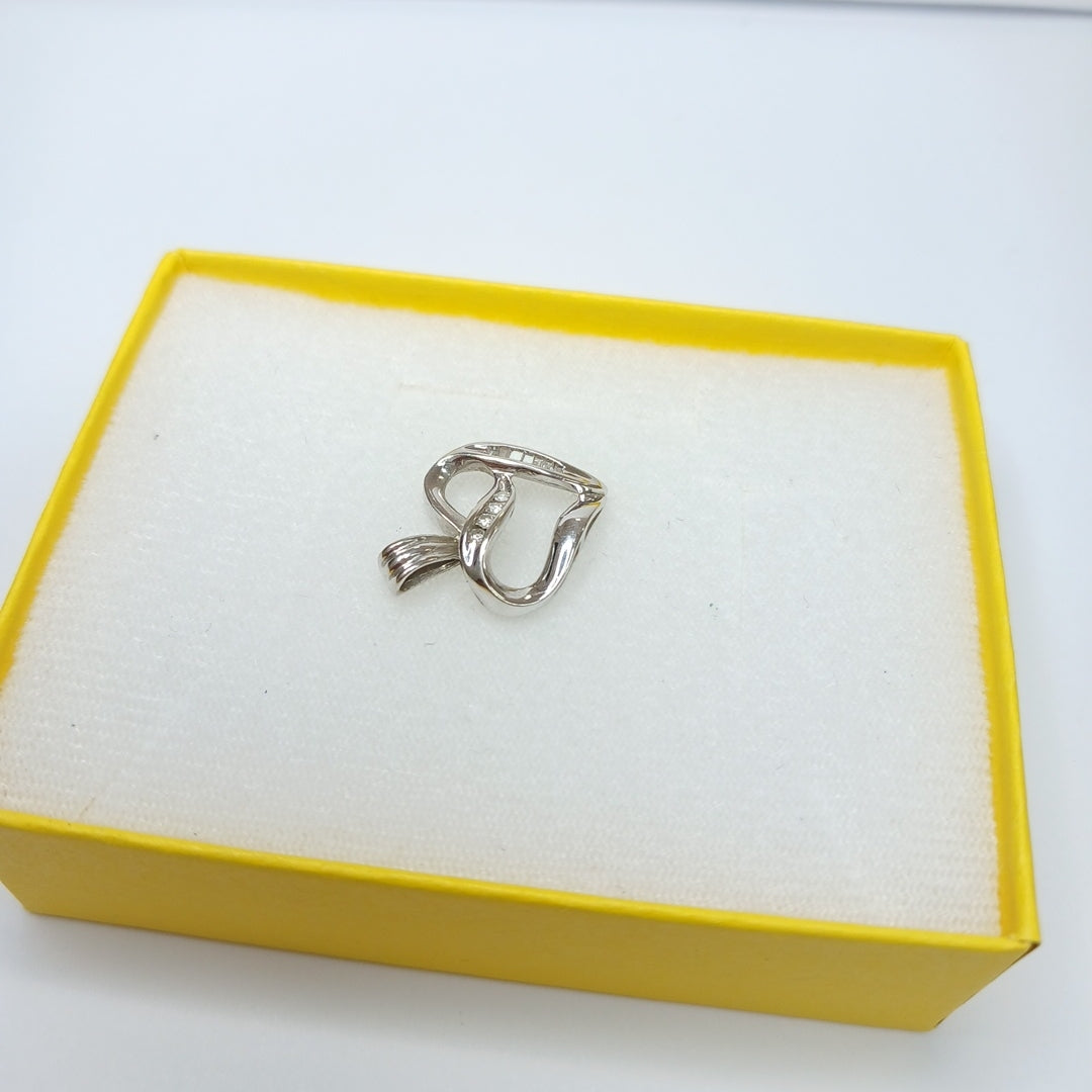 DIJE ORO, ORO BLANCO 10 K 1.9 GRMS (SEMINUEVO)
