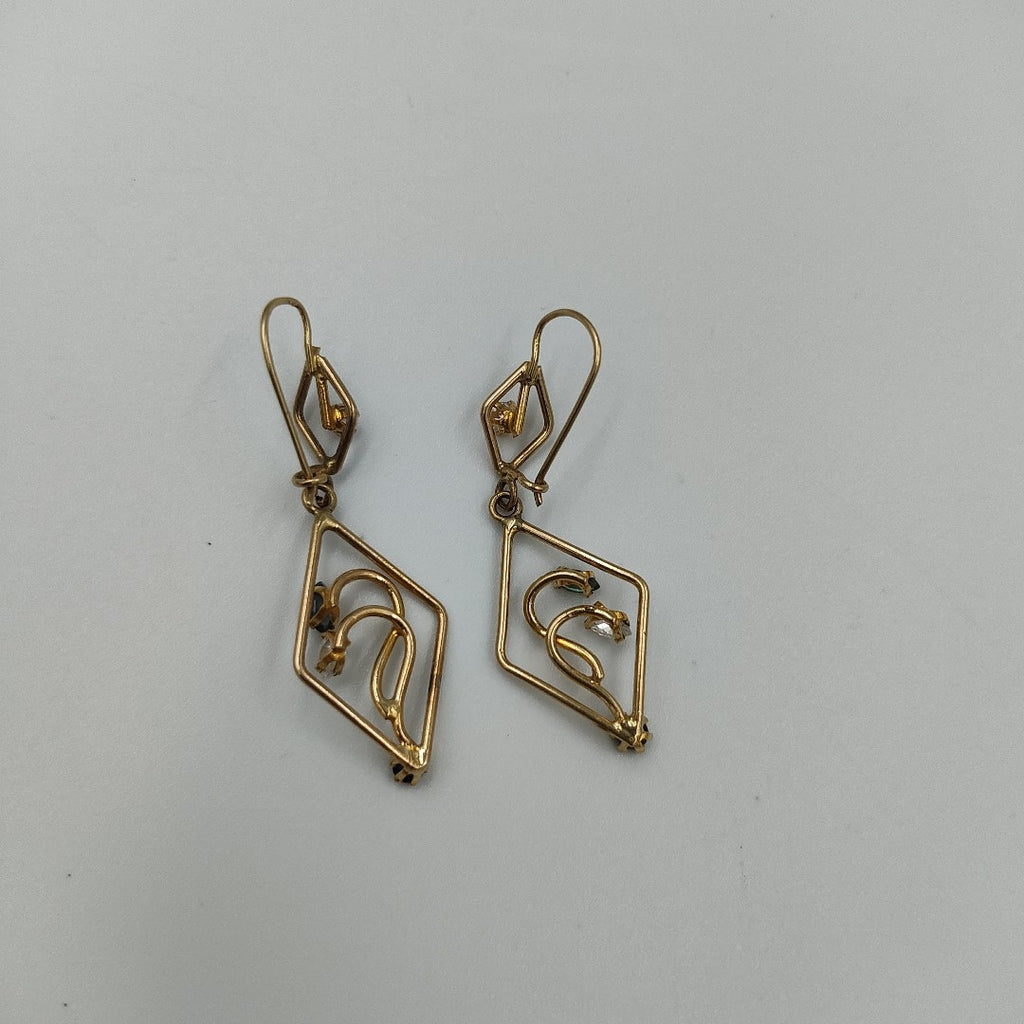 ARETES PAR ORO 8 K 3.9 GRMS (SEMINUEVO)