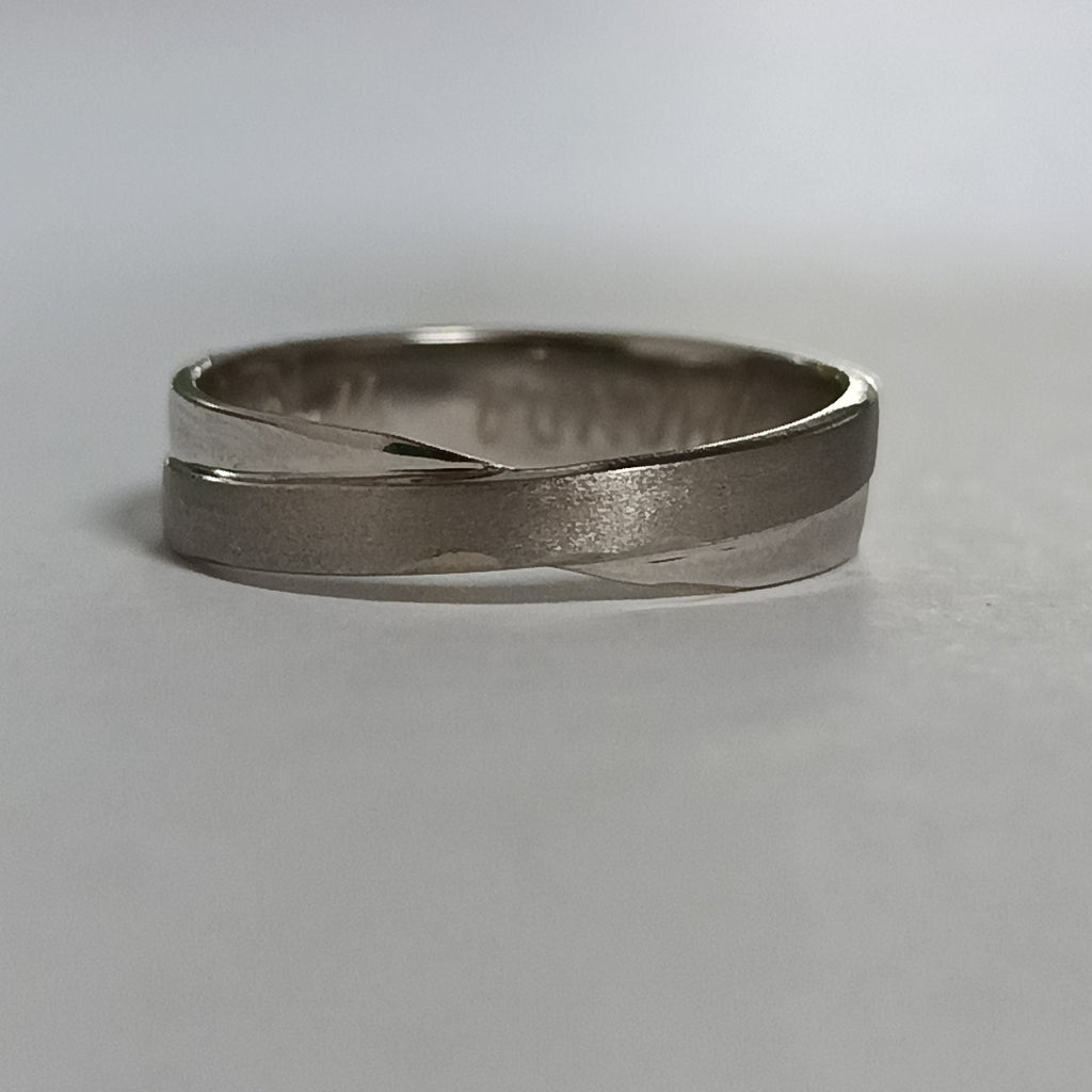 ARGOLLA ORO, ORO BLANCO 14 K 4.7 GRMS (SEMINUEVO)