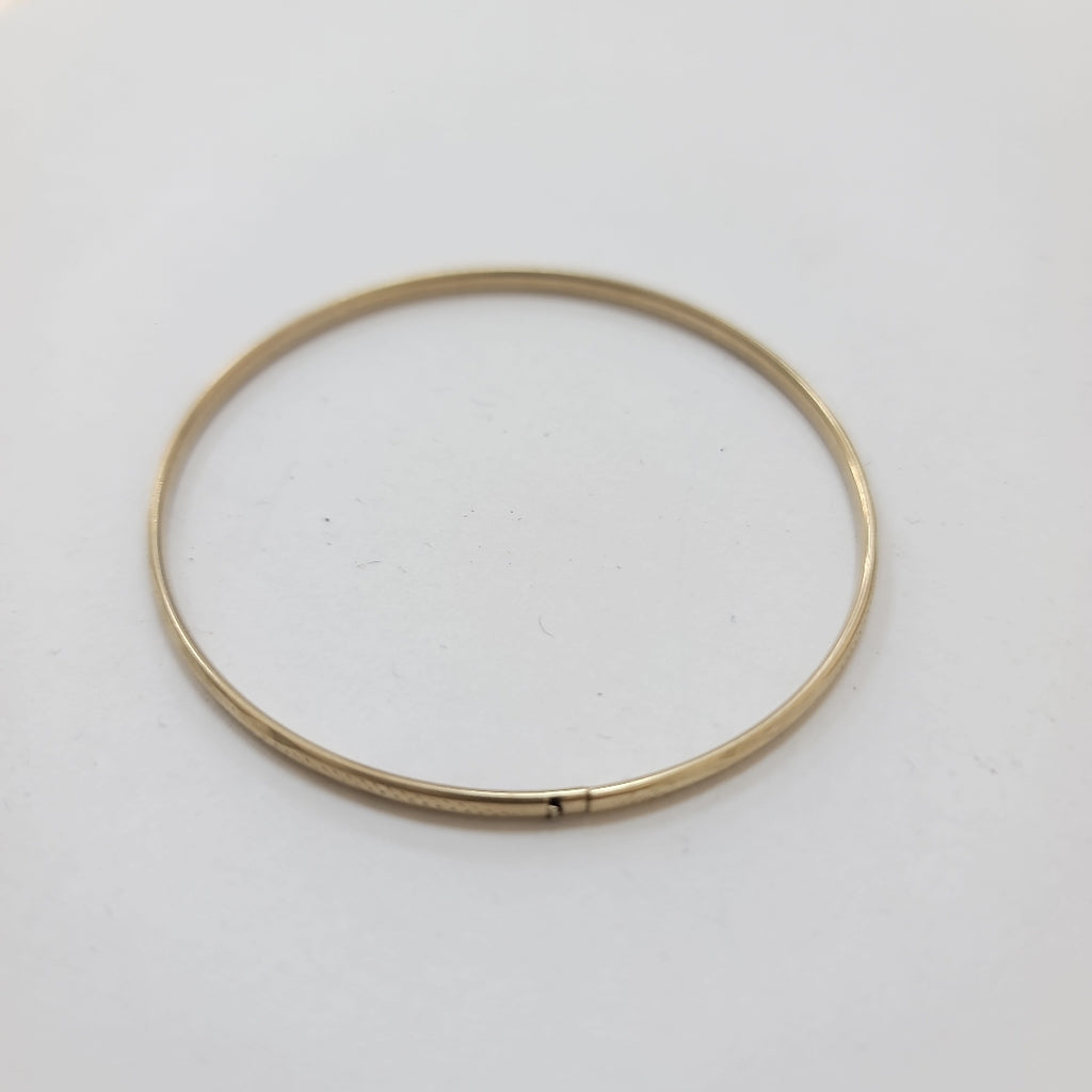 PULSERA RIGIDA ORO 10 K 3.2 GRMS (SEMINUEVO)